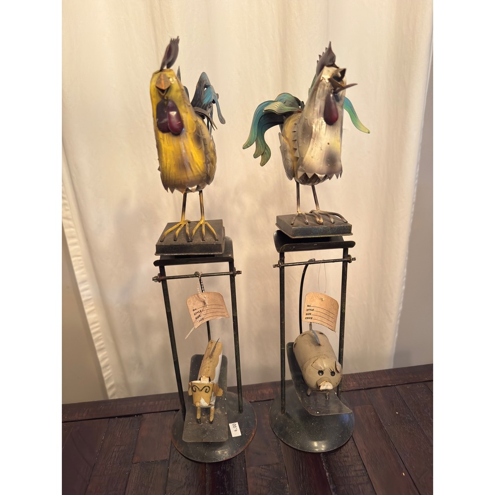 Vintage Rustic Metal Rooster Cow Pig Sculptures Farmhouse Decor Set of 2
